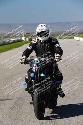 media/Feb-11-2024-TrackDaz (Sun) [[0c6448d9ff]]/Group B/Grid and Front Straight/